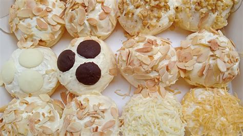 Ensaymada by Cassandra .